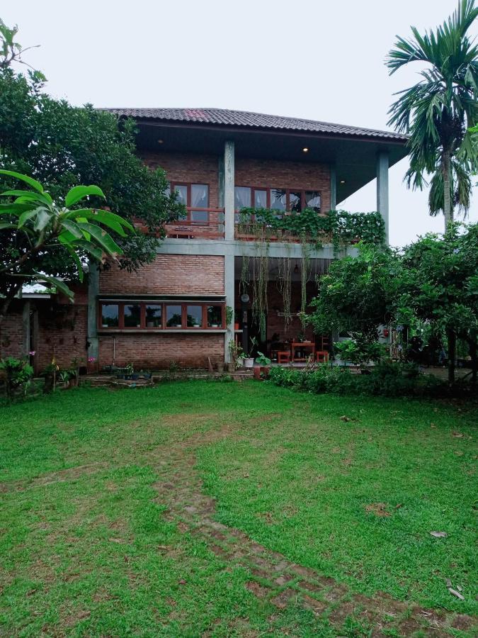 Bua Guest House Medan Dış mekan fotoğraf